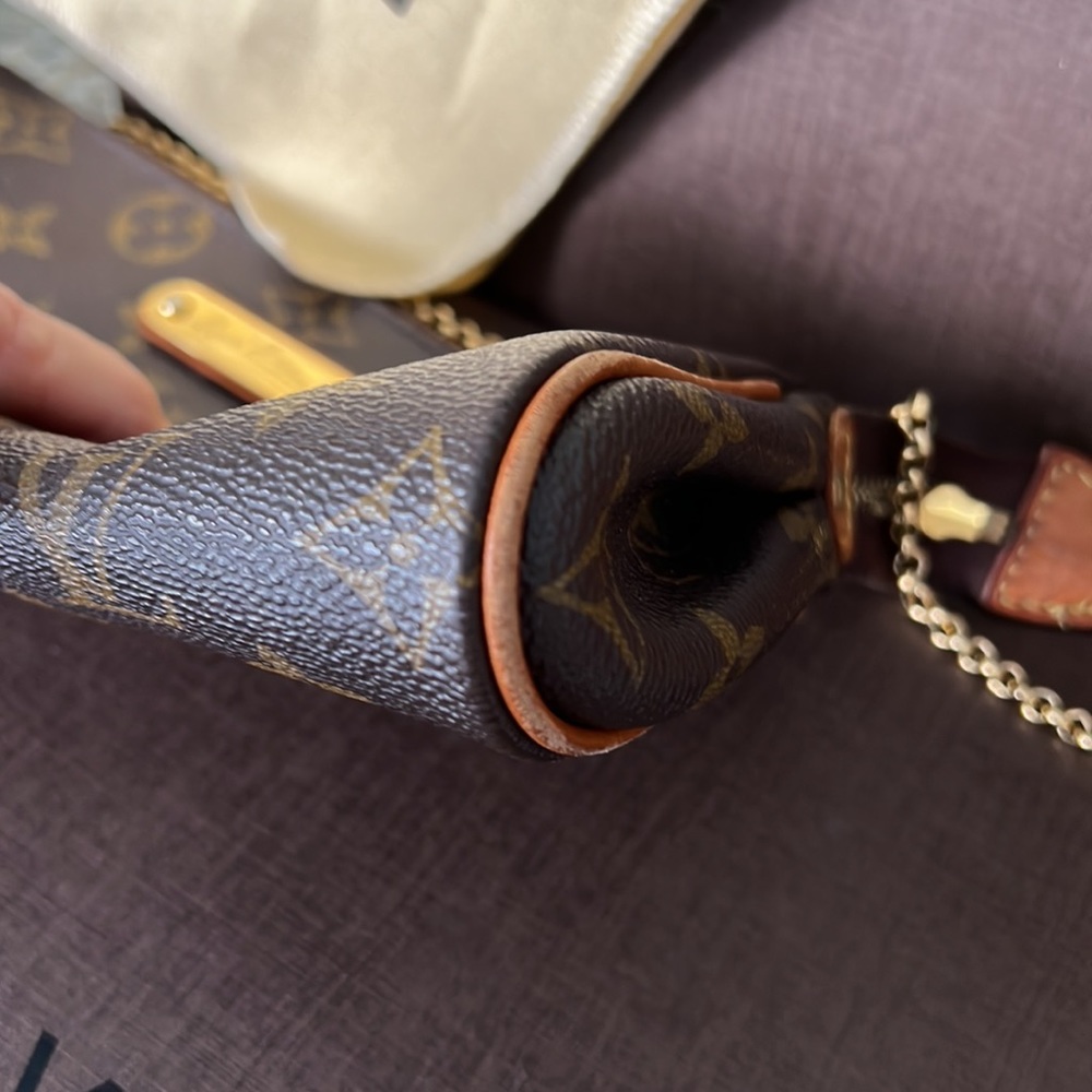 100% Authentic Louis Vuitton Eva Clutch/CrossBody bag - Picture 5 of 14